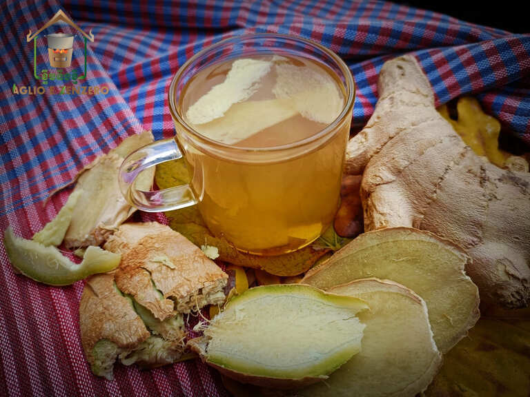 una tazza di tisana allo zenzero khmer